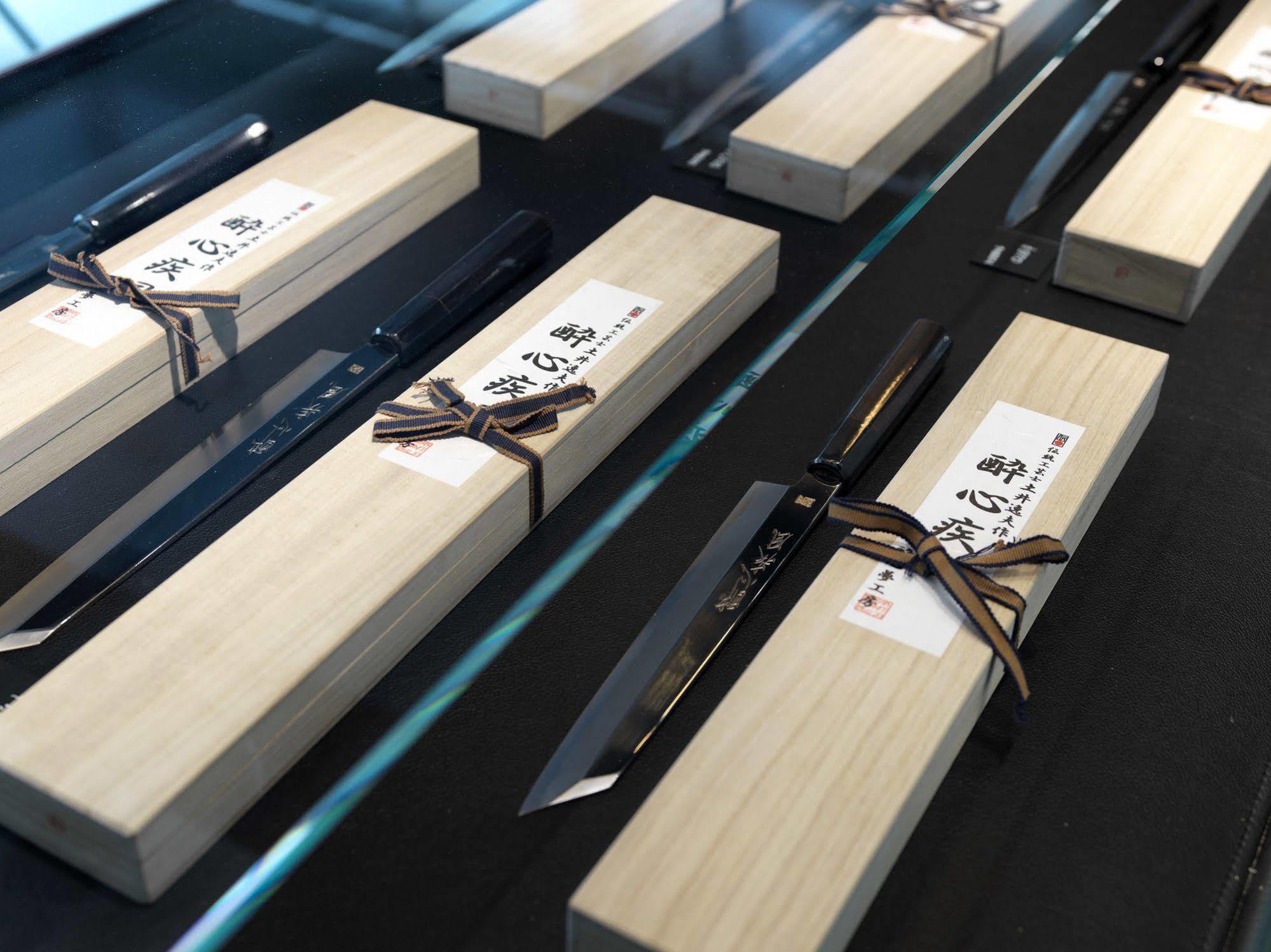 Qt Melbourne Hotel Ngoại thất bức ảnh Japanese knives